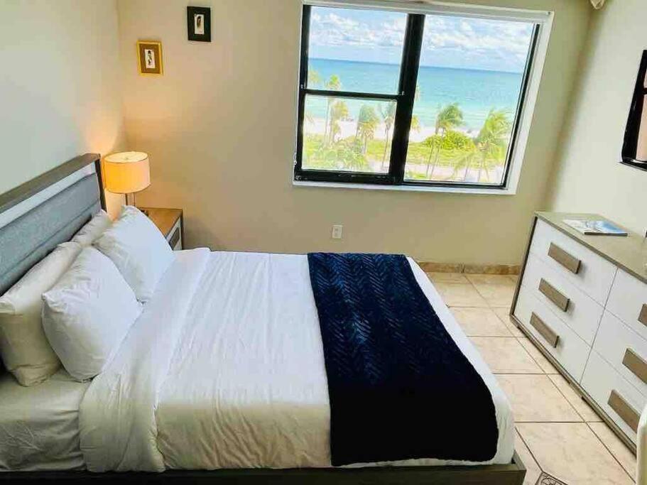 דירות מיאמי ביץ' Chic Ocean Front Studio! מראה חיצוני תמונה