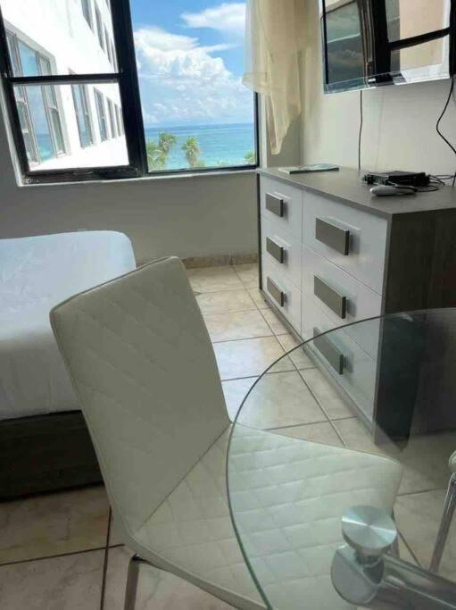 דירות מיאמי ביץ' Chic Ocean Front Studio! מראה חיצוני תמונה